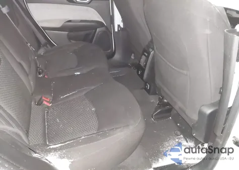 2023 Jeep Compass Sport 4X4 z USA, uszkodzony, nr VIN 3C4NJDAN4PT531395